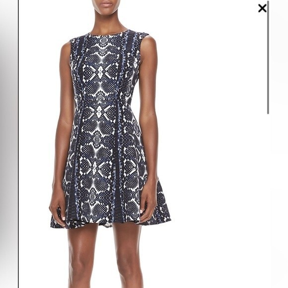 Nanette Lepore Size 10 Love Bites Snake Print Dress Blue Black Fit and Flare - Picture 1 of 11